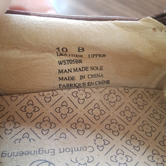 Aravon by New Balance Tia Brown Leather Slip on Loafer Comfort Shoe - Picture 14 of 16